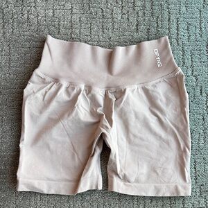 DFYNE defy 4.5” shorts